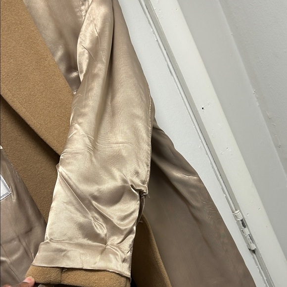 Kasper Men's Tan Trench Coat - Picture 12 of 15